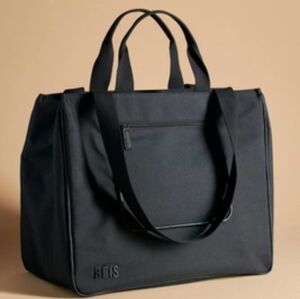 3. Beis East To West Tote Bag In Black